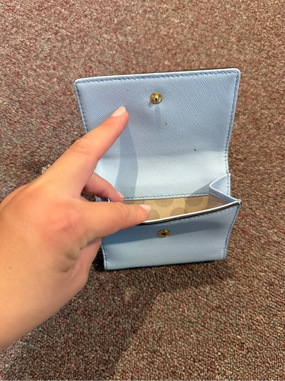 kate spade compartment versatile holder